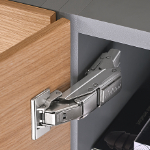 CLIP top 110 Grad Scharnier ab 8 mm Türstärke, Topf Expando T 
